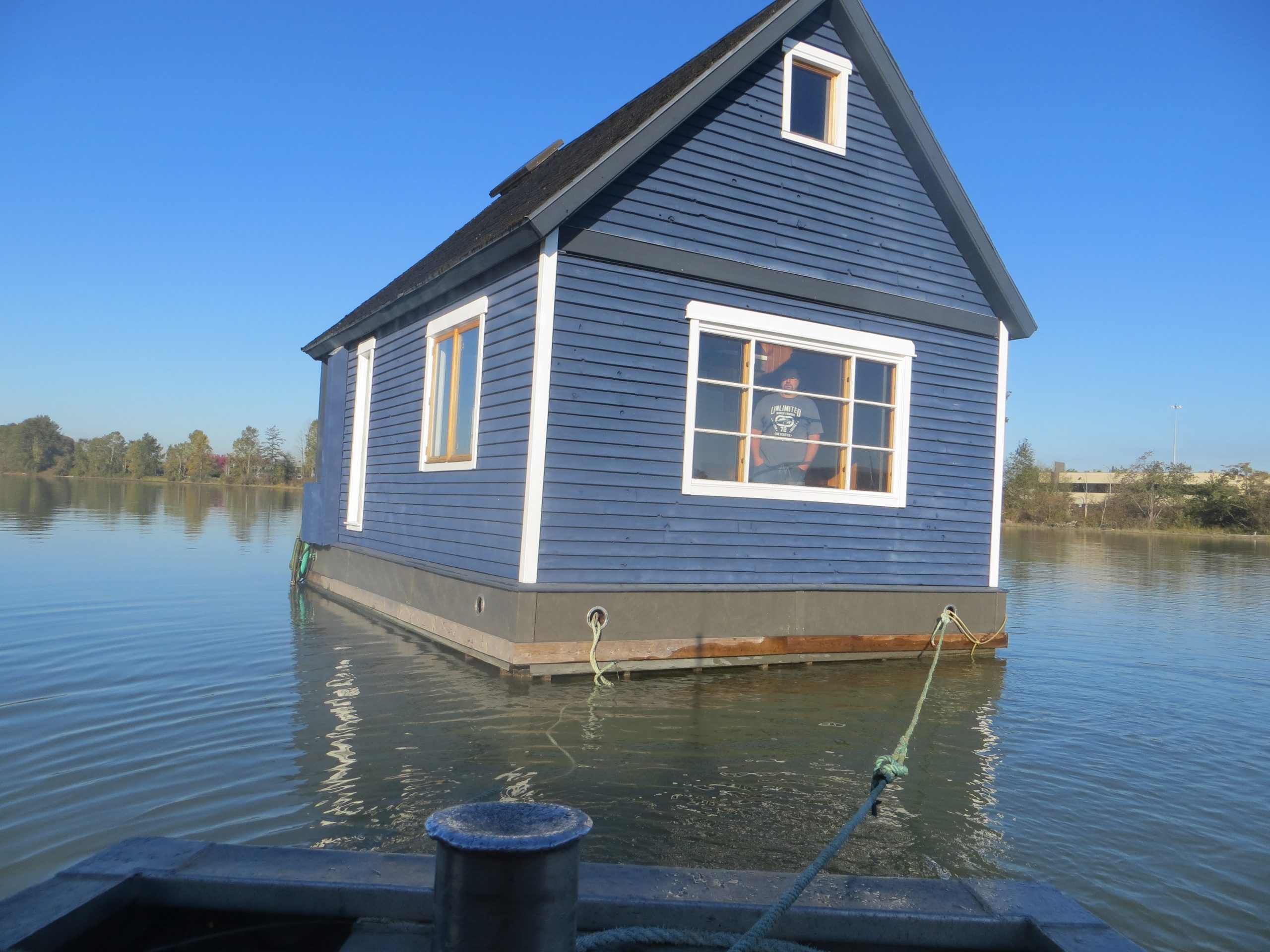 Towing a float house