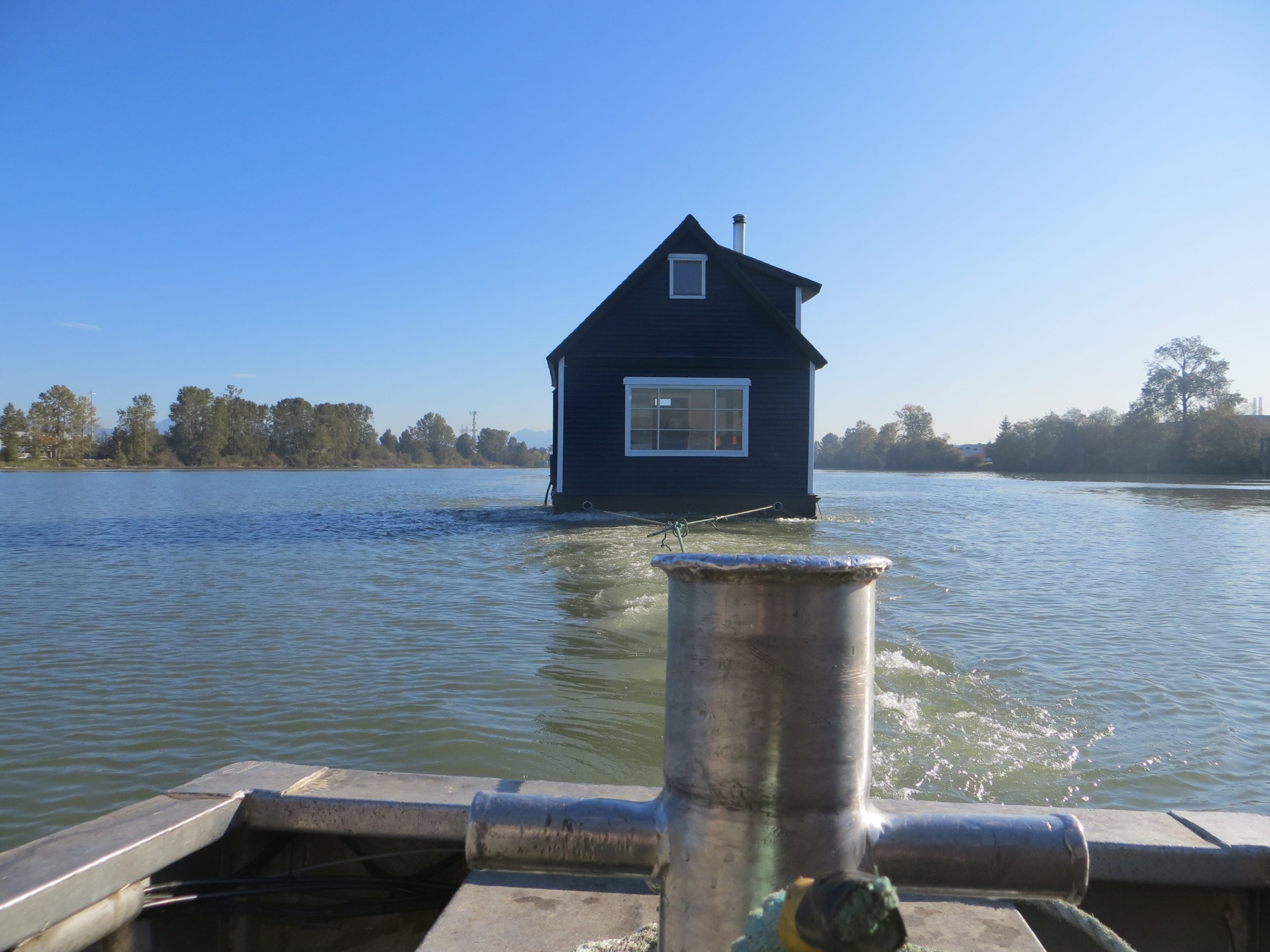 Towing a float house